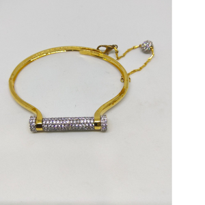 22K hathkadi (handcuffs) style ladies bracele