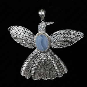 Silver elegant design pendants