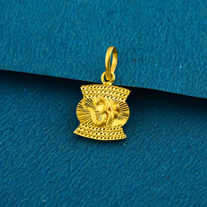 22K OM Design Fancy Nokshi Work Gold Pendant