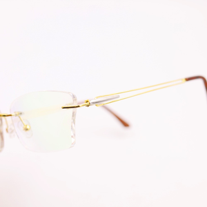 Gold 18kt rectangle rimless eyeglasses