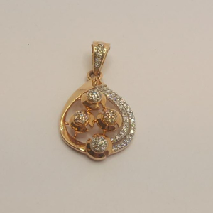 18k gold dazzling pendant