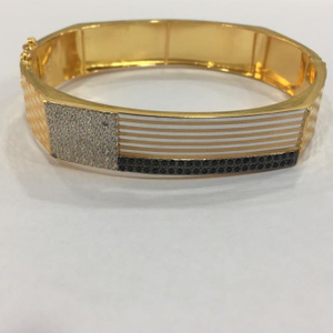 Gents modern bracelet 916