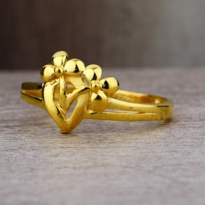 22 carat gold plain ladies rings RH-LR436