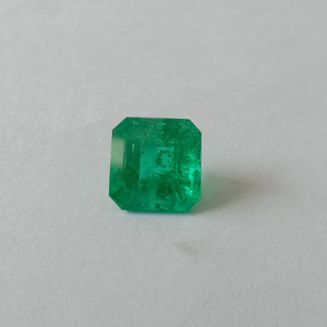3.74ct emerald-cut green emerald-panna