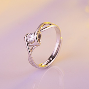 Antique Style Silver Ring 