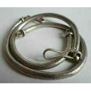 Silver Trendy Modern Kada