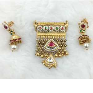 916 Gold Jesalmeri Light Weight Antique Penda