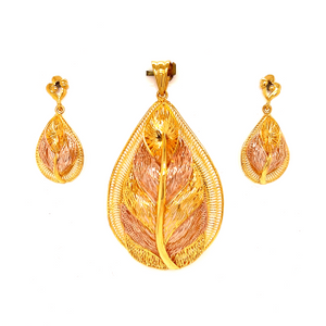 22k gold turkish delanie pendant set