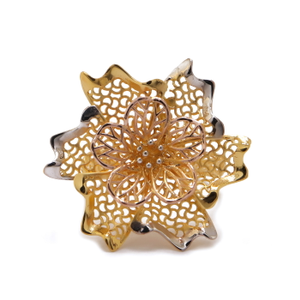 22k yellow gold peek-a-bloom ring