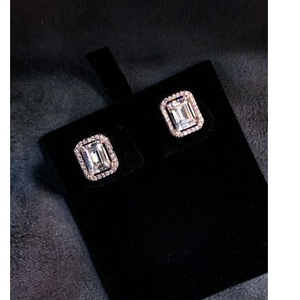 9KT Plan Swarovski Ladies Earring