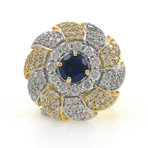 18kt / 750 yellow gold cocktail diamond ring 