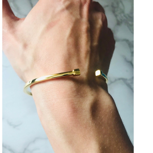 22k men's gold cuff bracelet, glossy square t