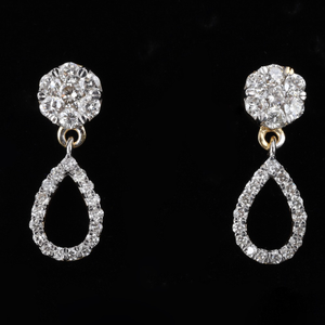 18KT Gold Fancy Diamond Earring
