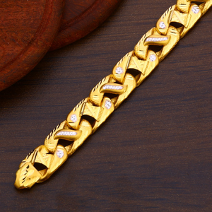 916 Gold Exclusive Designer Bracelet MPB162