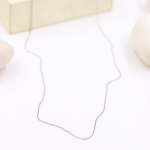 18kt White Gold Timeless Piece Of Modern Sing