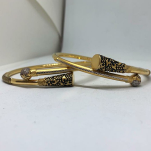 22KT/916 TRADITIONAL GOLD  KADLI BANGLE