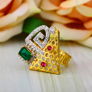 916 Gold Ladies Designer Ring LLR405