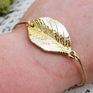 18 kt hallmark real solid yellow gold leaf hi