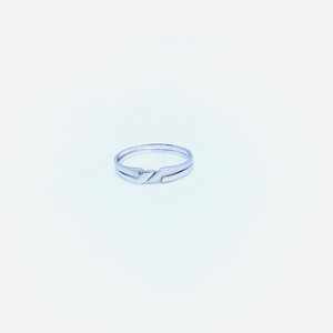 925 FANCY STERLING SILVER RING