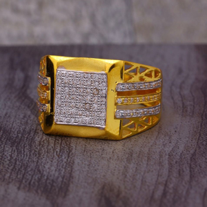 22K Gold Hallmarked Gents Ring