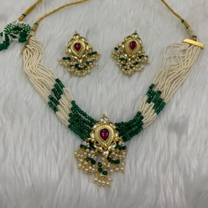 Multicolor pearls necklace set