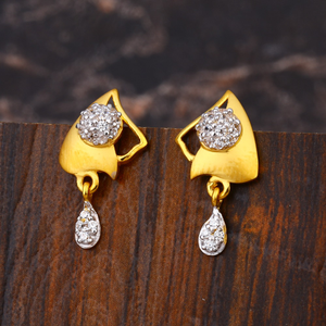 916 CZ Women's Designer Hallmark Gold Earring
