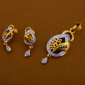 916 gold cz hallmark fancy ladies pendant set