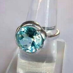 925 Sterling Silver Blue topaz ring