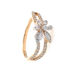Flower & Petal Design Diamond Ring for La