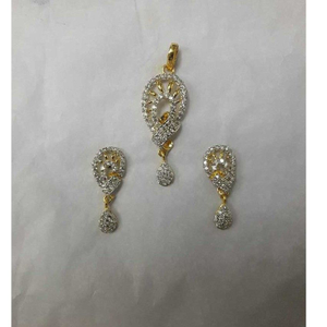 Delicate 916 Gold Diamond CZ Pendant Set