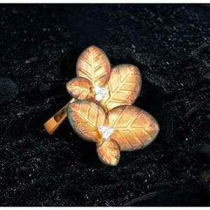 Elegant Designer Gold Ladies Ring 