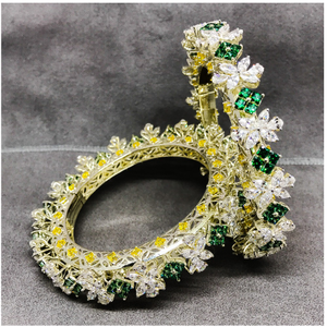 9kt Swarovski Flower Shape Gold Ladies Bangle