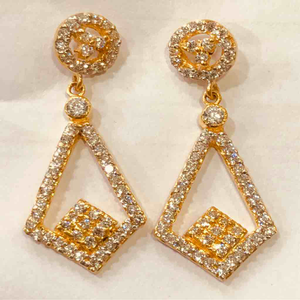 18kt exclusive ladies rose gold earring