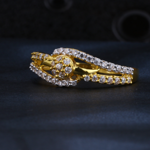 22CT Gold CZ Delicate  Hallmark Ladies Ring L