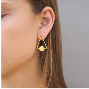 22 Kt Hallmark Real Solid Yellow Gold Triangl