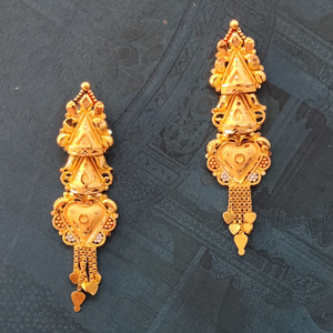 22K Gold Exclusive Step Hanging Earring