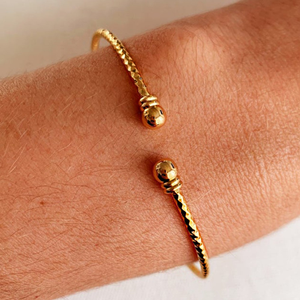22 kt yellow gold adjustable dainty cuff bang