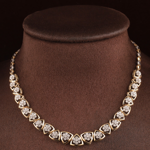 18kt designer diamond necklace