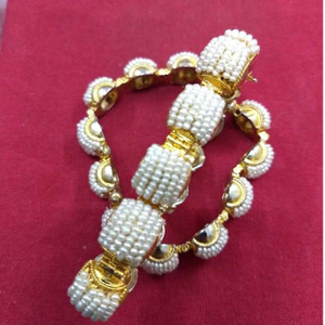 White Pearl Ladies Silver Bracelet