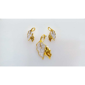 Leaf Shape  Gold CZ Pendant Set 