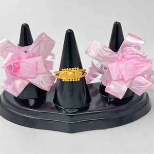 916 gold clasaic design lightweight ring￼