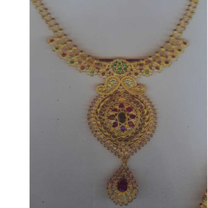 22KT Gold Ladies Fancy Necklace