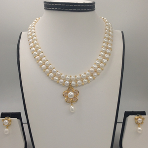 White&nbsp;cz pendent&nbsp;set with 2&nbsp;line button&nbsp;p