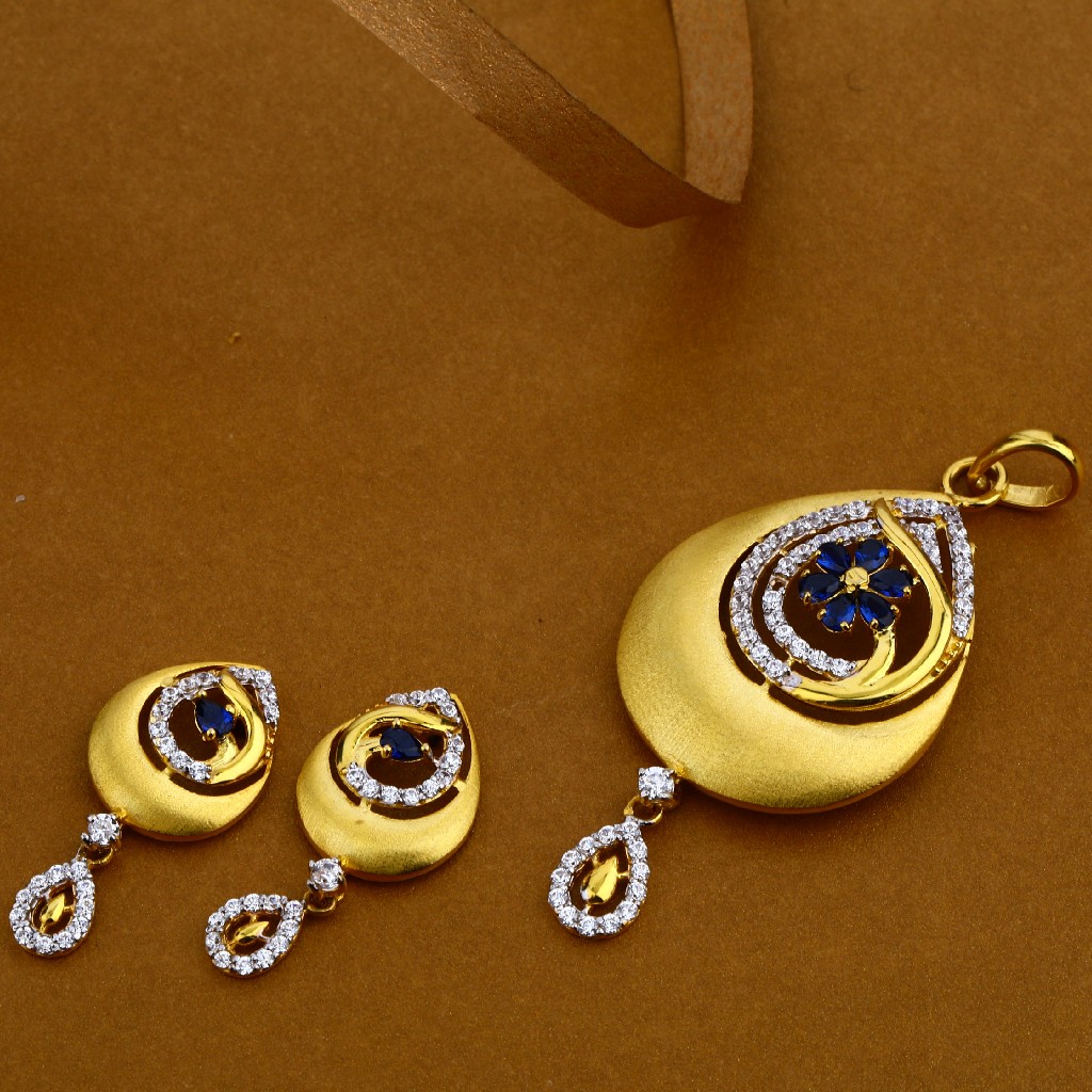 916 Cz Hallmark Stylish Pendant Set FPS24