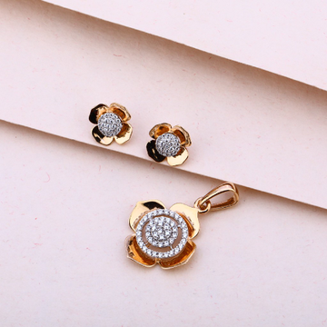 750 Rose Gold Beautiful Pendant Set RPS153