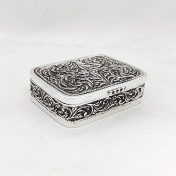 Hallmarked silver box for gifting in antique fine... by 