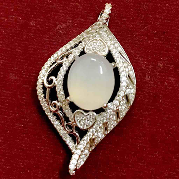 gem stone pendant by Veer Jewels