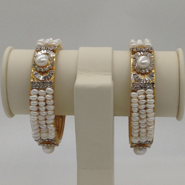 White flat pearls 3 layers and cz bangles jbg0066