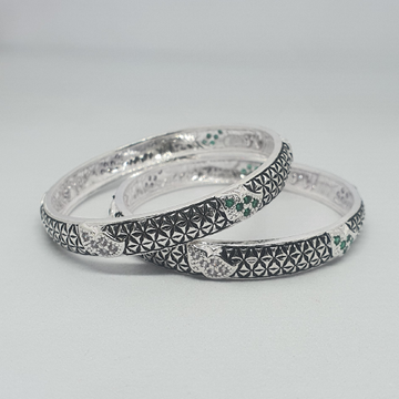 Silver Antique Bacha Kadli by 