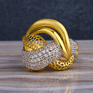 916 CZ  Gold  Gorgeous Hallmark Women's Long  Ring...